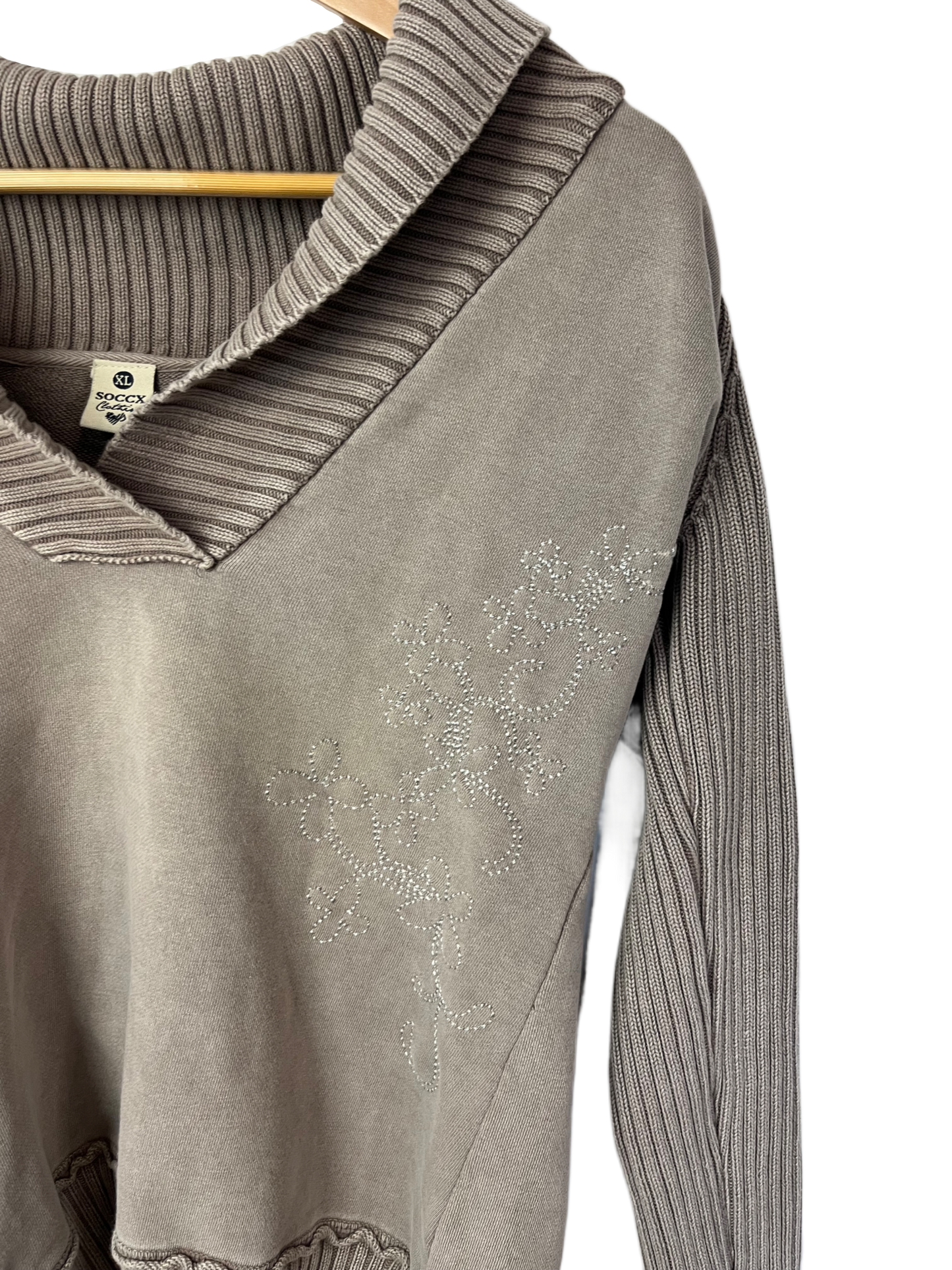 Schulterfreier Sweater