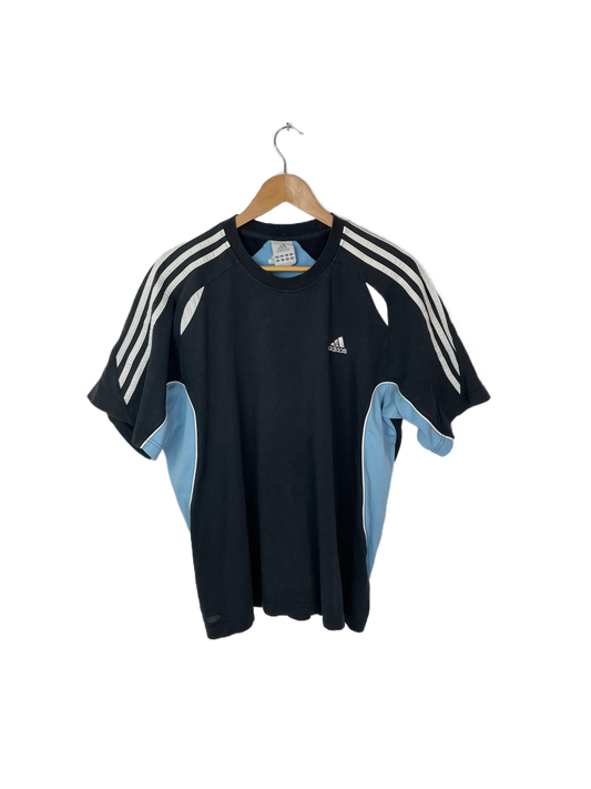 Vintage Adidas t-shirt